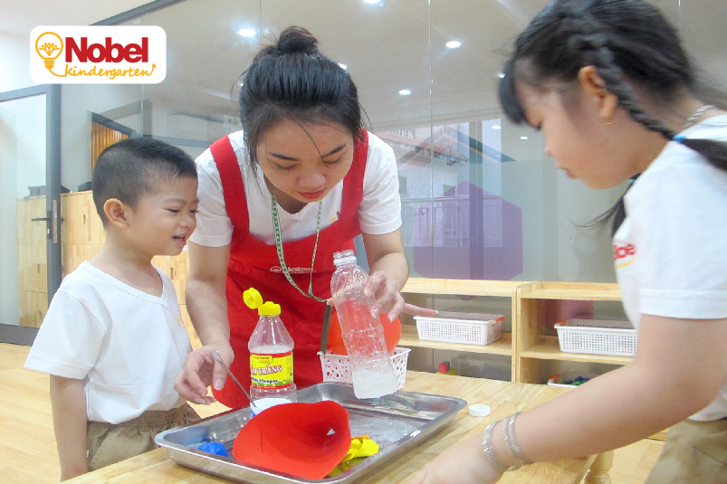 BÉ VUI KHÁM PHÁ KHOA HỌC