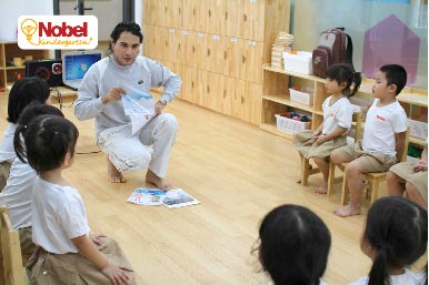  HỌC TIẾNG ANH TRÀN ĐẦY NĂNG LƯỢNG tại NOBEL